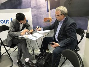 2017 ൽ ജർമ്മനിയിലെ ഹാന്നോവർ ഇന്റർനാഷണൽ മെഷീൻ ടൂൾ എക്സിബിഷനിൽ അക്റുൽ പങ്കെടുത്തു