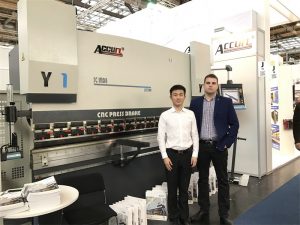 പോളണ്ട് ഉപഭോക്താക്കൾ ഞങ്ങളുടെ എക്സിബിഷൻ സന്ദർശിക്കുക